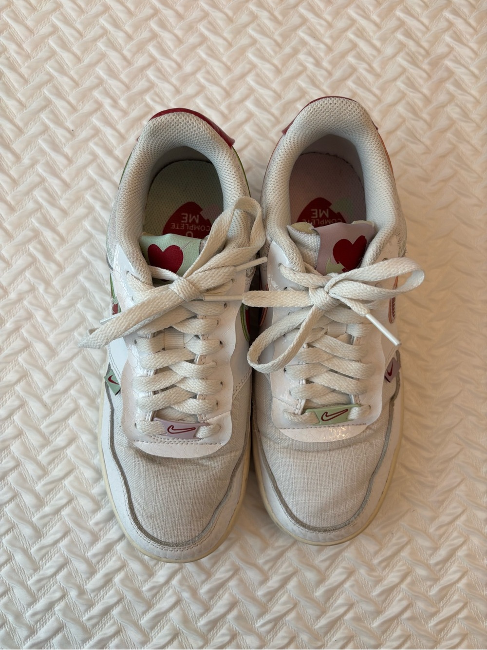 Nike Women’s 7 White Sneakers with Pink Heart Details and Green Swoosh